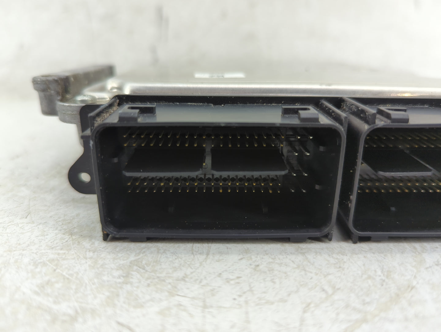 2020 Ford Fusion PCM Engine Control Computer ECU ECM PCU OEM P/N:CU5T-14A624-BA 0 261 S22 318, KS7A-12A650-BCA Fits OEM Used