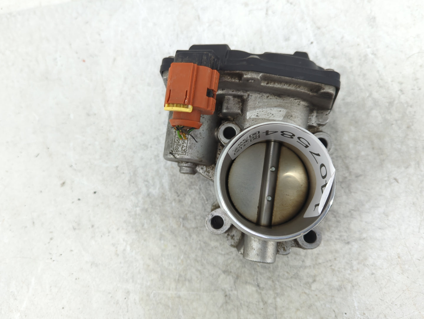 2014-2020 Ford Fusion Throttle Body P/N:DS7G-9F891-CA Fits Fits 2014 2015 2016 2017 2018 2019 2020 OEM Used Auto Parts - Oem