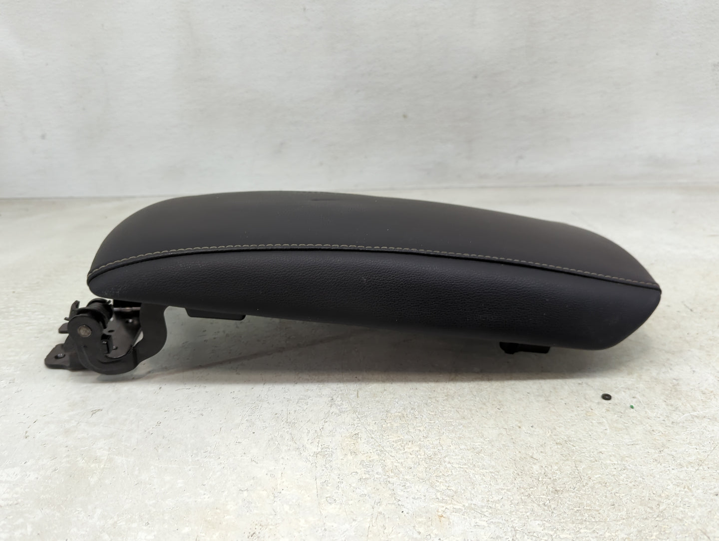 2020 Ford Fusion Center Console Armrest Cover Lid Fits OEM Used Auto Parts - Oemusedautoparts1.com