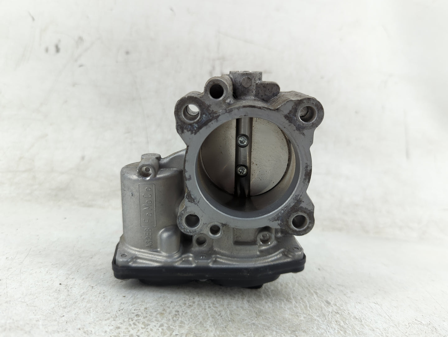 2014-2020 Ford Fusion Throttle Body P/N:DS7G-9F891-CA Fits Fits 2014 2015 2016 2017 2018 2019 2020 OEM Used Auto Parts - Oem