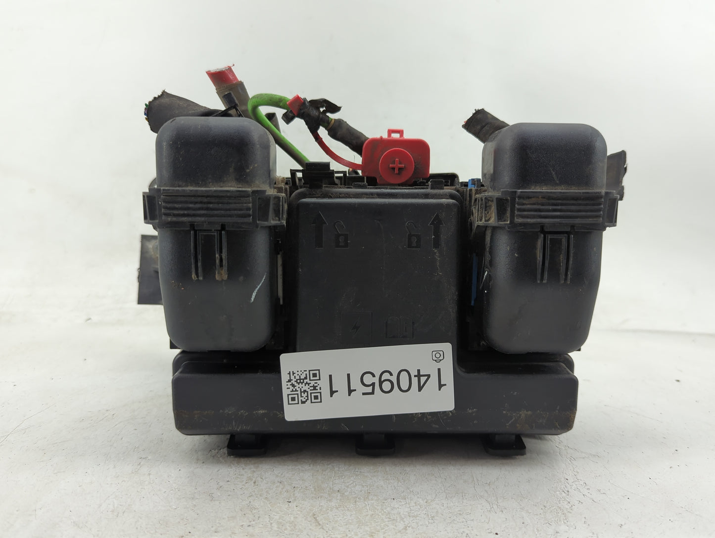 2017-2020 Ford Fusion Fusebox Fuse Box Panel Relay Module P/N:G2GT14A075AA Fits Fits 2017 2018 2019 2020 OEM Used Auto Parts