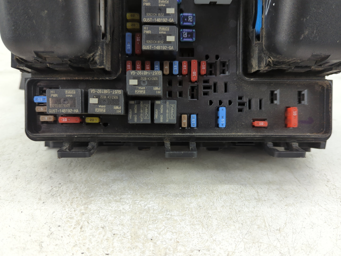 2017-2020 Ford Fusion Fusebox Fuse Box Panel Relay Module P/N:G2GT14A075AA Fits Fits 2017 2018 2019 2020 OEM Used Auto Parts