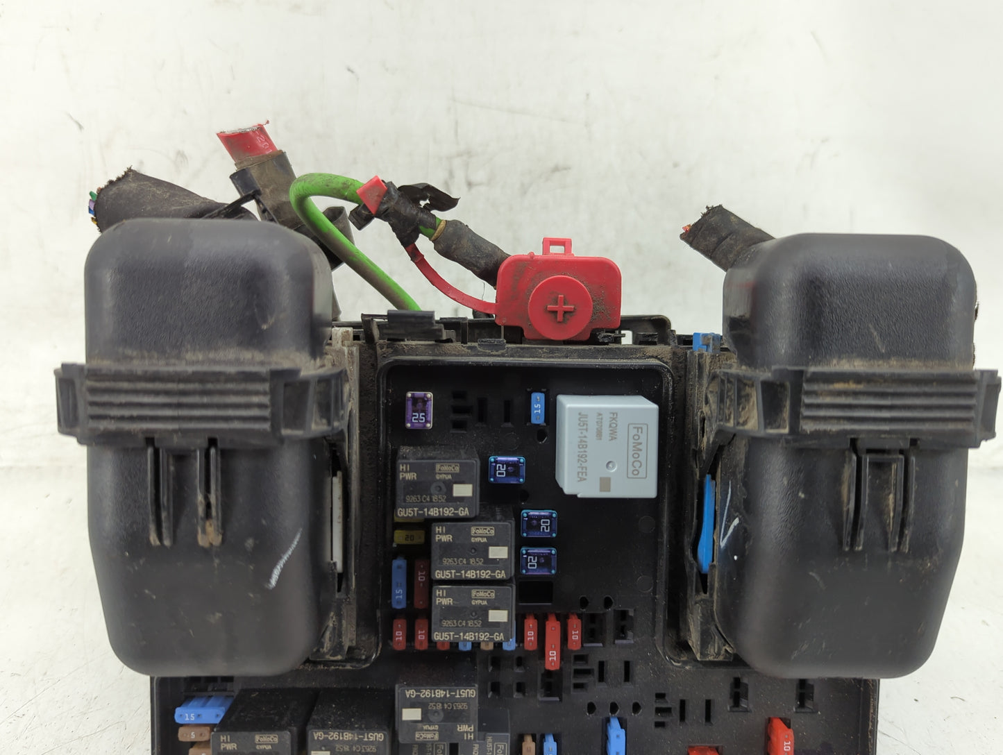 2017-2020 Ford Fusion Fusebox Fuse Box Panel Relay Module P/N:G2GT14A075AA Fits Fits 2017 2018 2019 2020 OEM Used Auto Parts
