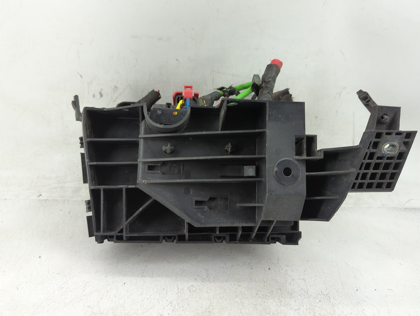 2017-2020 Ford Fusion Fusebox Fuse Box Panel Relay Module P/N:G2GT14A075AA Fits Fits 2017 2018 2019 2020 OEM Used Auto Parts