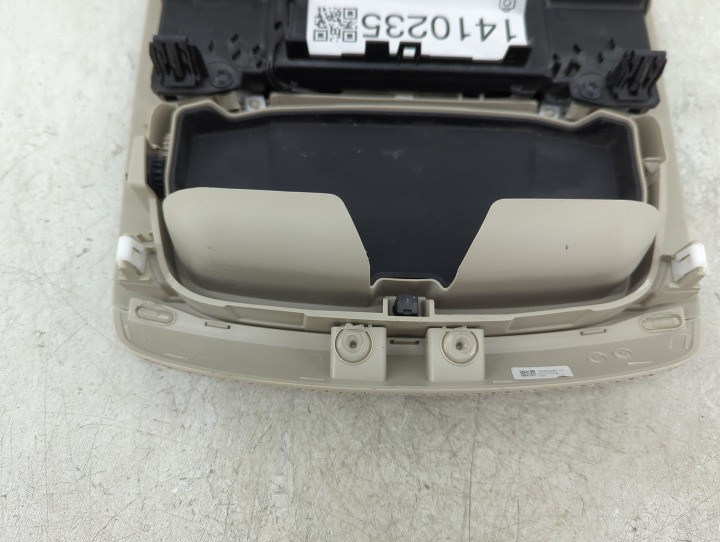 2017-2020 Ford Fusion Overhead Roof Console 1410235 - Oemusedautoparts1.com