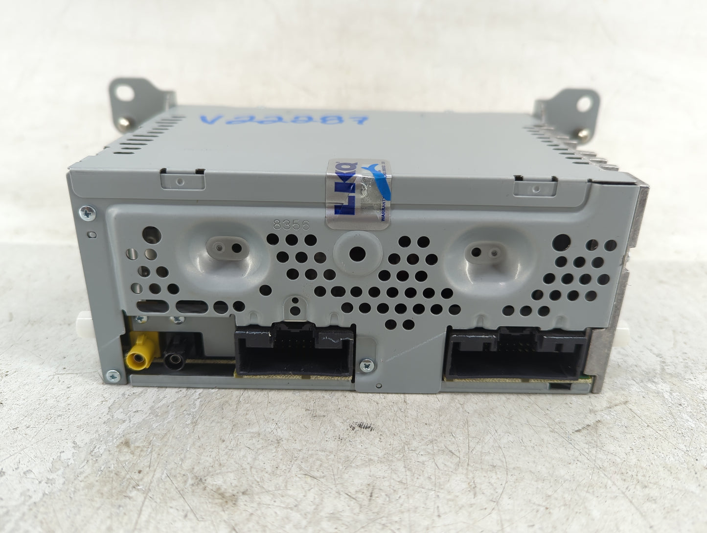 2020 Ford Fusion Radio AM FM Cd Player Receiver Replacement P/N:LS7T-18D818-ZC Fits OEM Used Auto Parts - Oemusedautoparts1.