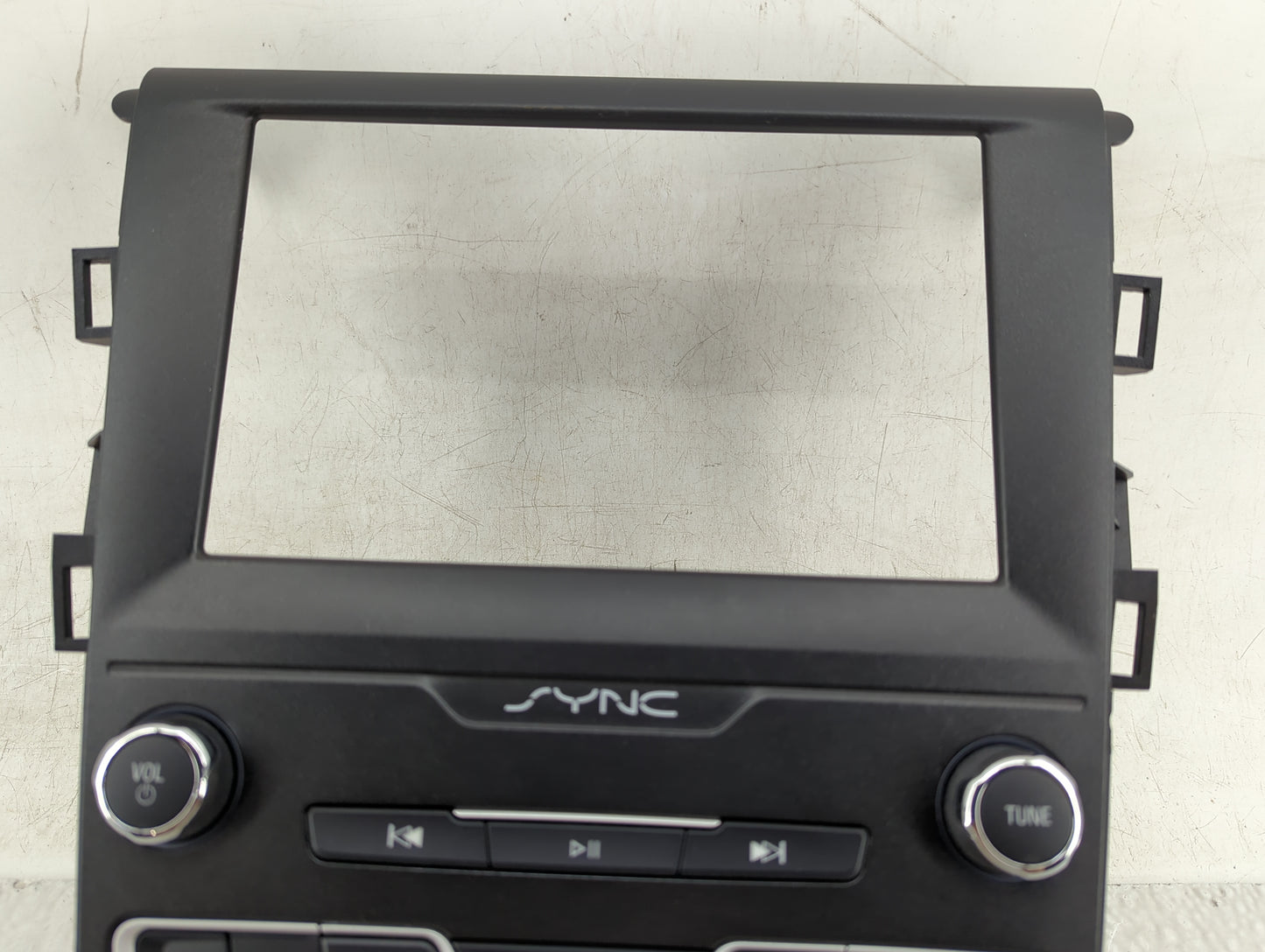 2017-2020 Ford Fusion Radio Control Panel - Oemusedautoparts1.com