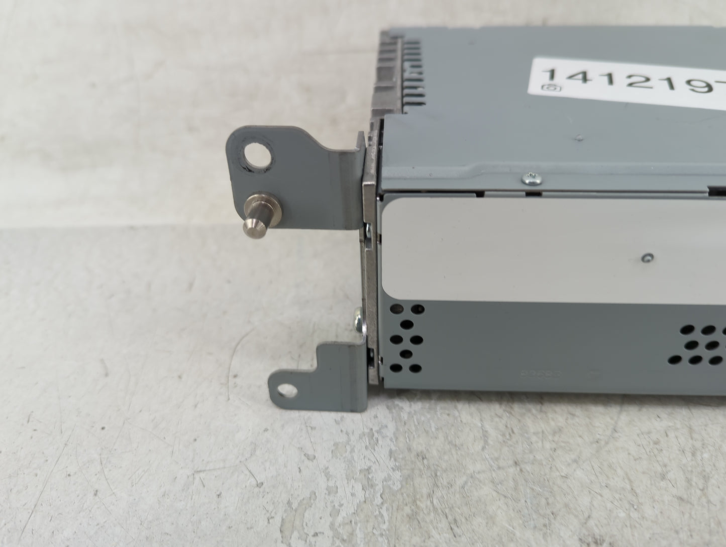 2017-2020 Ford Fusion Radio AM FM Cd Player Receiver Replacement P/N:FS7T-19C107-AE Fits Fits 2017 2018 2019 2020 OEM Used A