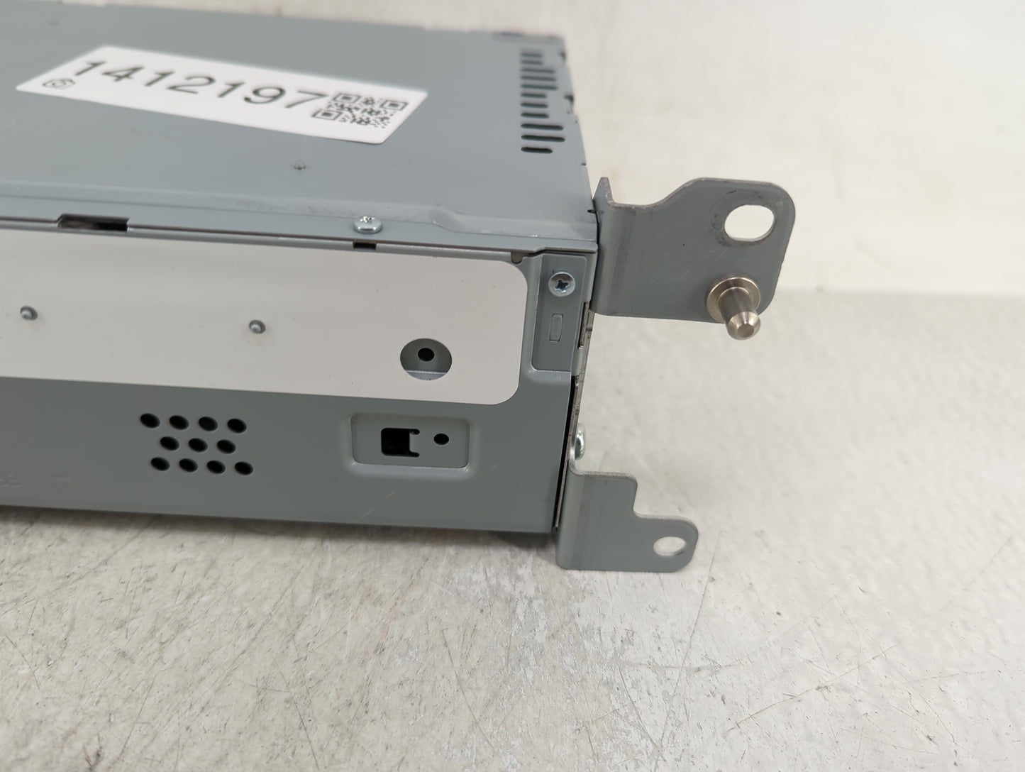 2017-2020 Ford Fusion Radio AM FM Cd Player Receiver Replacement P/N:FS7T-19C107-AE Fits Fits 2017 2018 2019 2020 OEM Used A