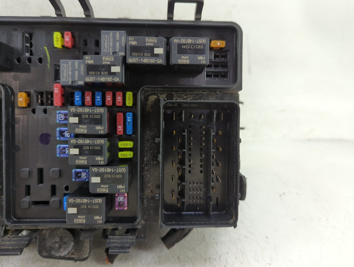 2017-2020 Ford Fusion Fusebox Fuse Box Panel Relay Module P/N:G2GT14A075AA Fits Fits 2017 2018 2019 2020 OEM Used Auto Parts