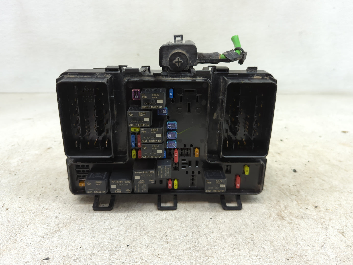 2017-2020 Ford Fusion Fusebox Fuse Box Panel Relay Module Fits Fits 2017 2018 2019 2020 OEM Used Auto Parts - Oemusedautopar