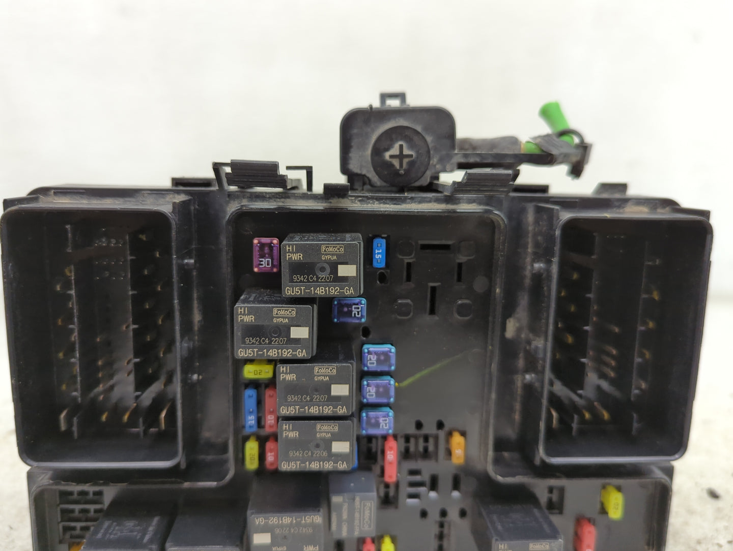 2017-2020 Ford Fusion Fusebox Fuse Box Panel Relay Module Fits Fits 2017 2018 2019 2020 OEM Used Auto Parts - Oemusedautopar
