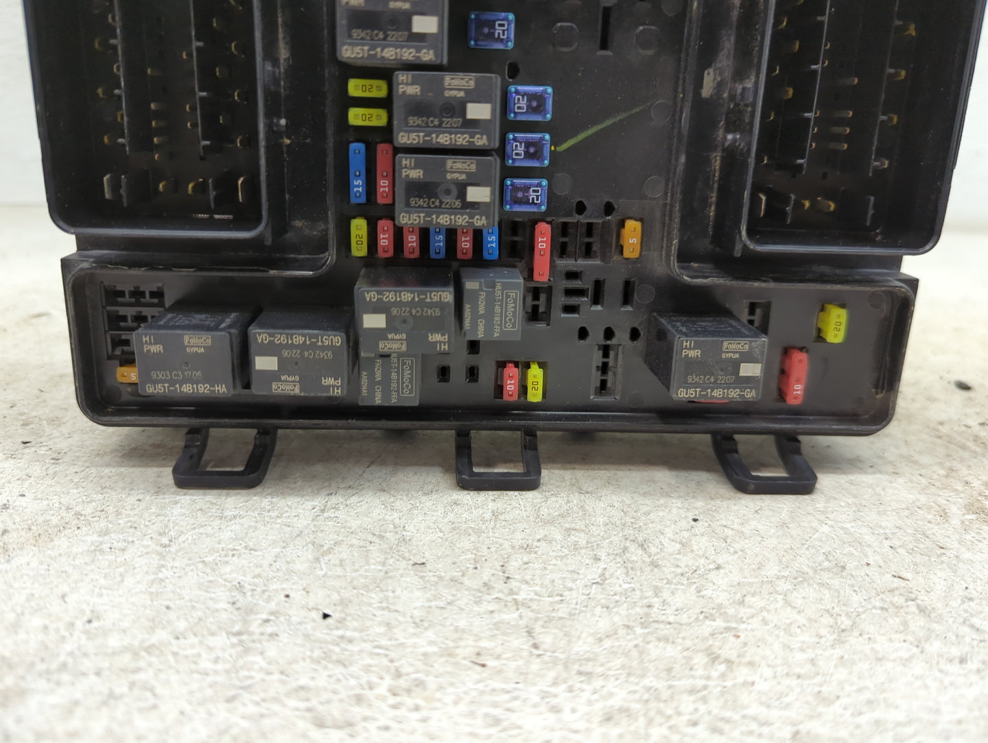 2017-2020 Ford Fusion Fusebox Fuse Box Panel Relay Module Fits Fits 2017 2018 2019 2020 OEM Used Auto Parts - Oemusedautopar