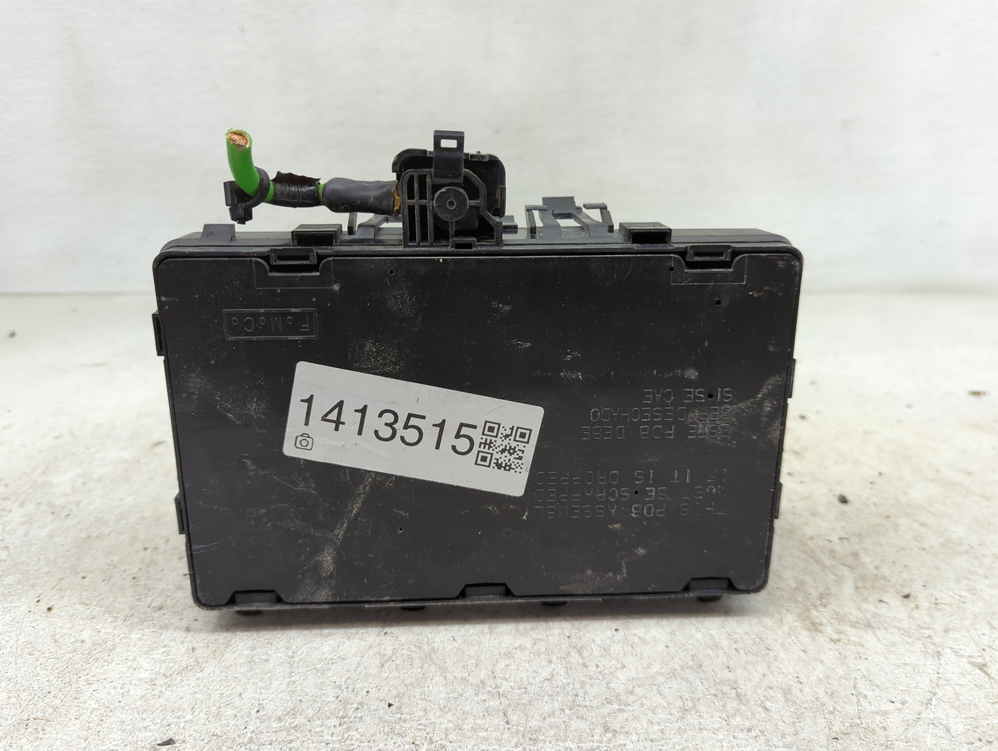 2017-2020 Ford Fusion Fusebox Fuse Box Panel Relay Module Fits Fits 2017 2018 2019 2020 OEM Used Auto Parts - Oemusedautopar