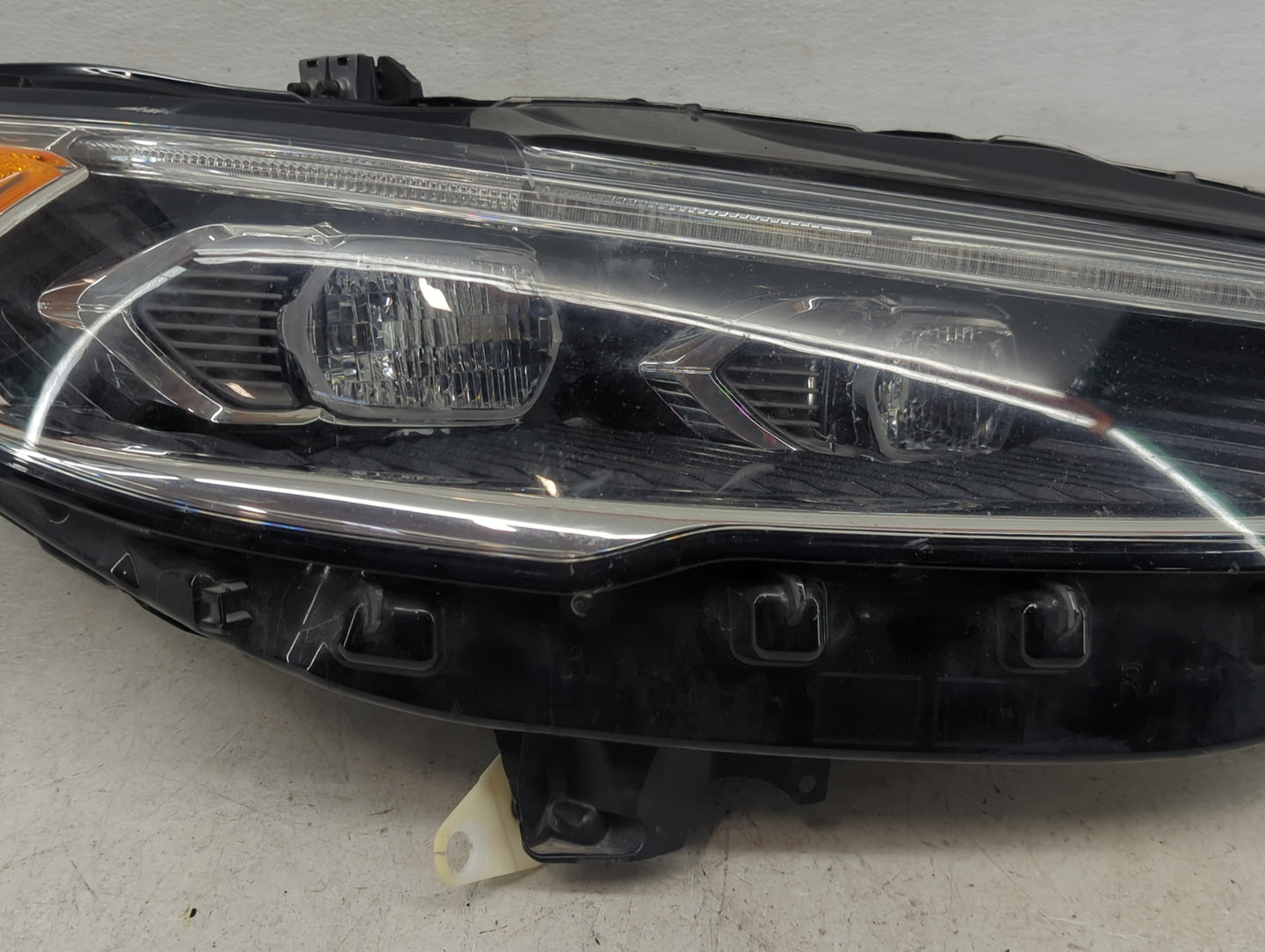 2017-2020 Ford Fusion Passenger Right Oem Head Light Headlight Lamp - Oemusedautoparts1.com