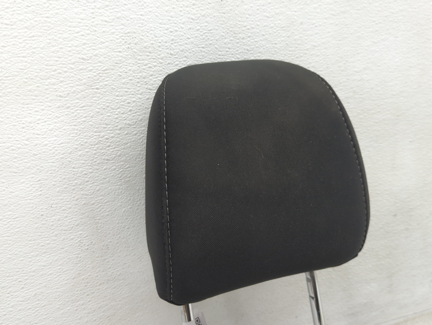 2020 Ford Fusion Headrest Head Rest Front Driver Passenger Seat Fits OEM Used Auto Parts - Oemusedautoparts1.com