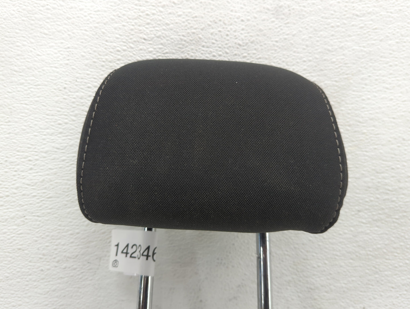 2017-2020 Ford Fusion Headrest Head Rest Rear Seat Fits Fits 2017 2018 2019 2020 OEM Used Auto Parts - Oemusedautoparts1.com