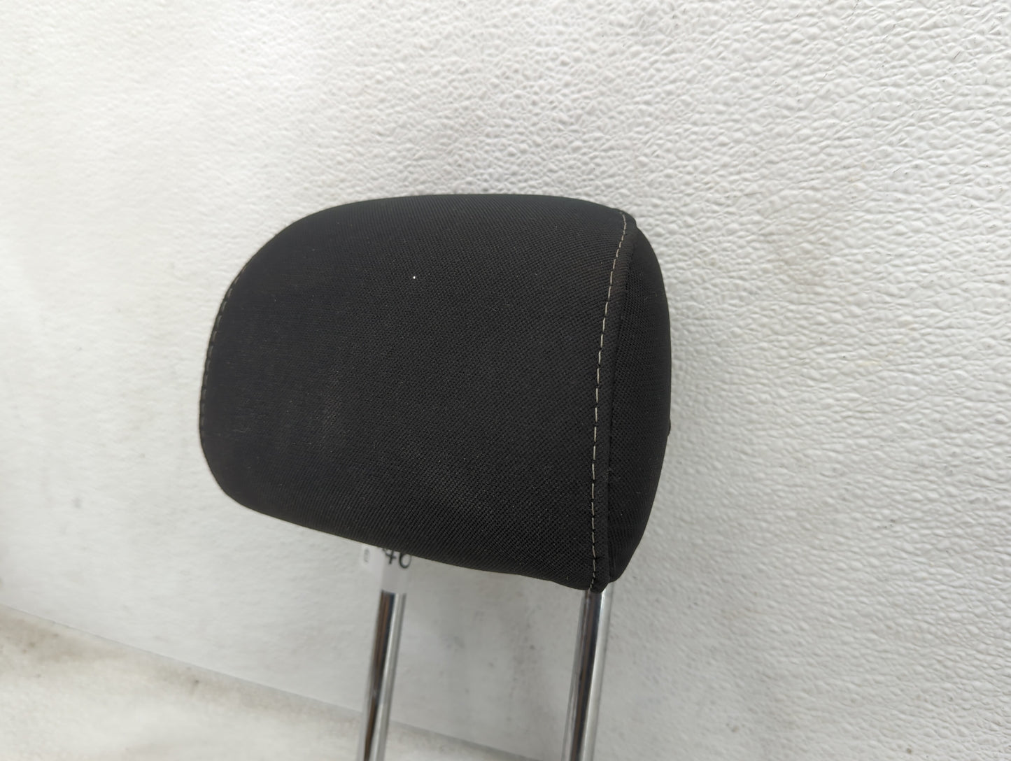 2017-2020 Ford Fusion Headrest Head Rest Rear Seat Fits Fits 2017 2018 2019 2020 OEM Used Auto Parts - Oemusedautoparts1.com