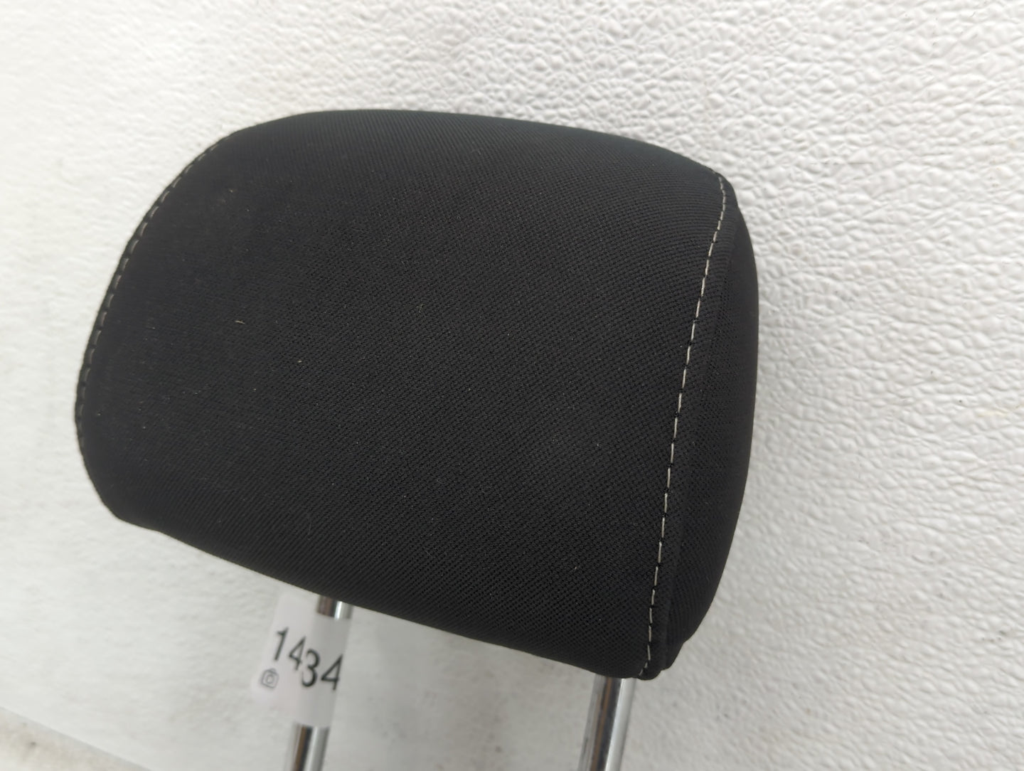 2017-2020 Ford Fusion Headrest Head Rest Rear Seat Fits Fits 2017 2018 2019 2020 OEM Used Auto Parts - Oemusedautoparts1.com