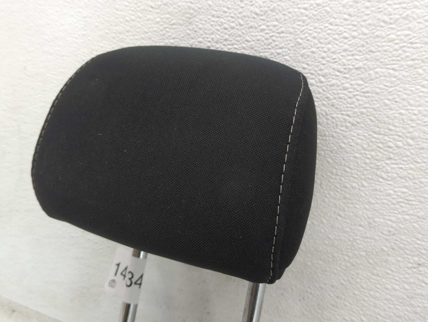 2017-2020 Ford Fusion Headrest Head Rest Rear Seat Fits Fits 2017 2018 2019 2020 OEM Used Auto Parts - Oemusedautoparts1.com