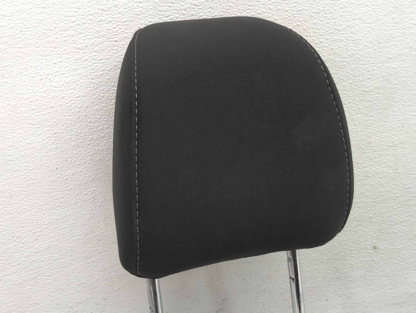 2017-2020 Ford Fusion Headrest Head Rest Front Driver Passenger Seat - Oemusedautoparts1.com