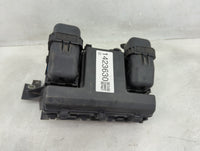 2017-2020 Ford Fusion Fusebox Fuse Box Panel Relay Module P/N:G2GT14A075AA Fits Fits 2017 2018 2019 2020 OEM Used Auto Parts