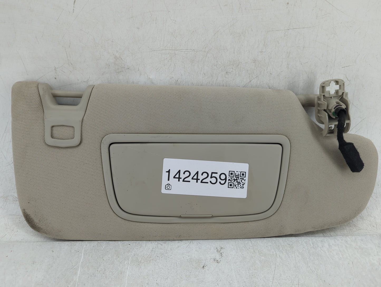 2017-2020 Ford Fusion Sun Visor Shade Replacement Passenger Right Mirror Fits Fits 2017 2018 2019 2020 OEM Used Auto Parts -