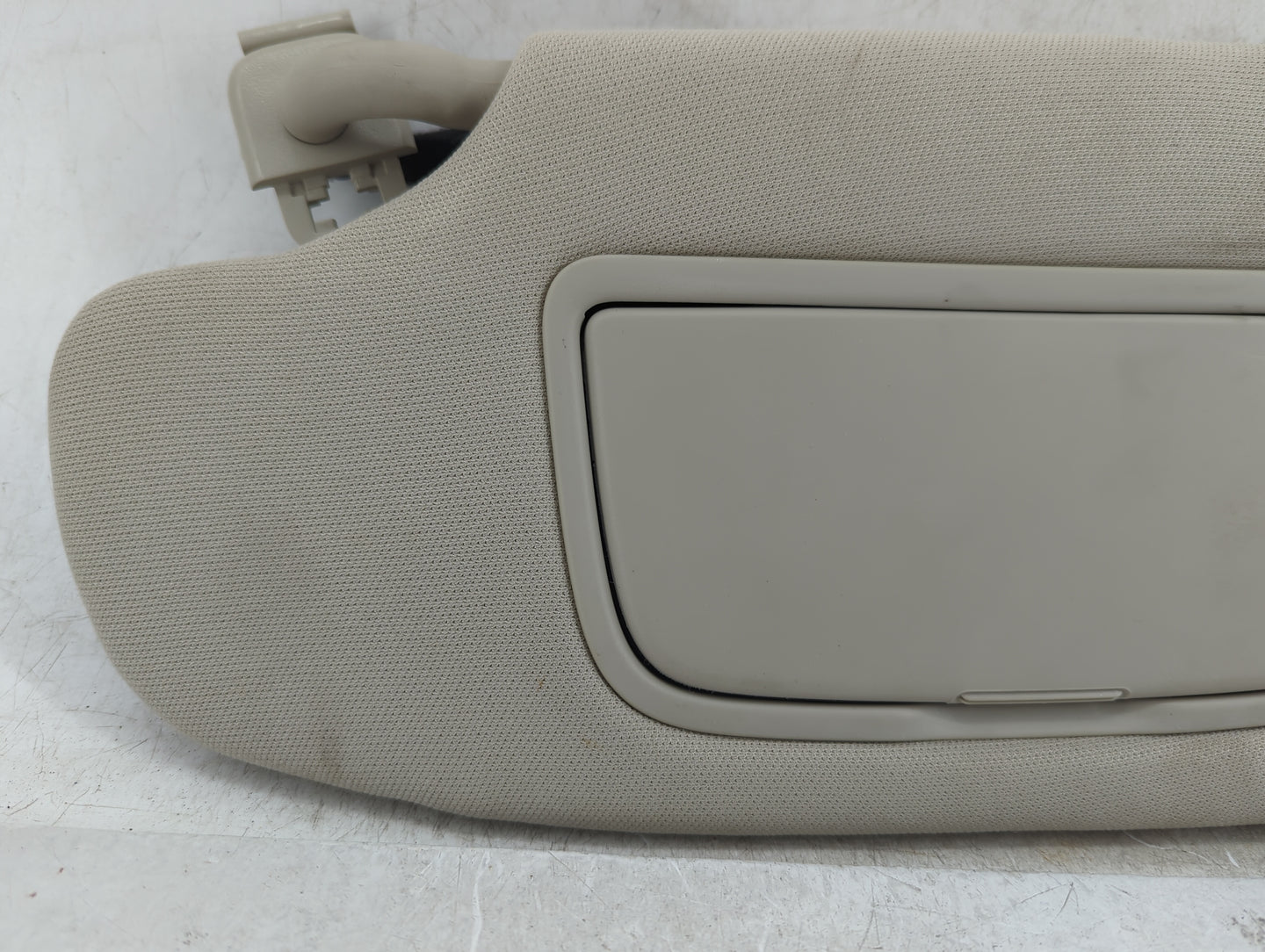 2017-2020 Ford Fusion Sun Visor Shade Replacement Driver Left Mirror Fits Fits 2017 2018 2019 2020 OEM Used Auto Parts - Oem