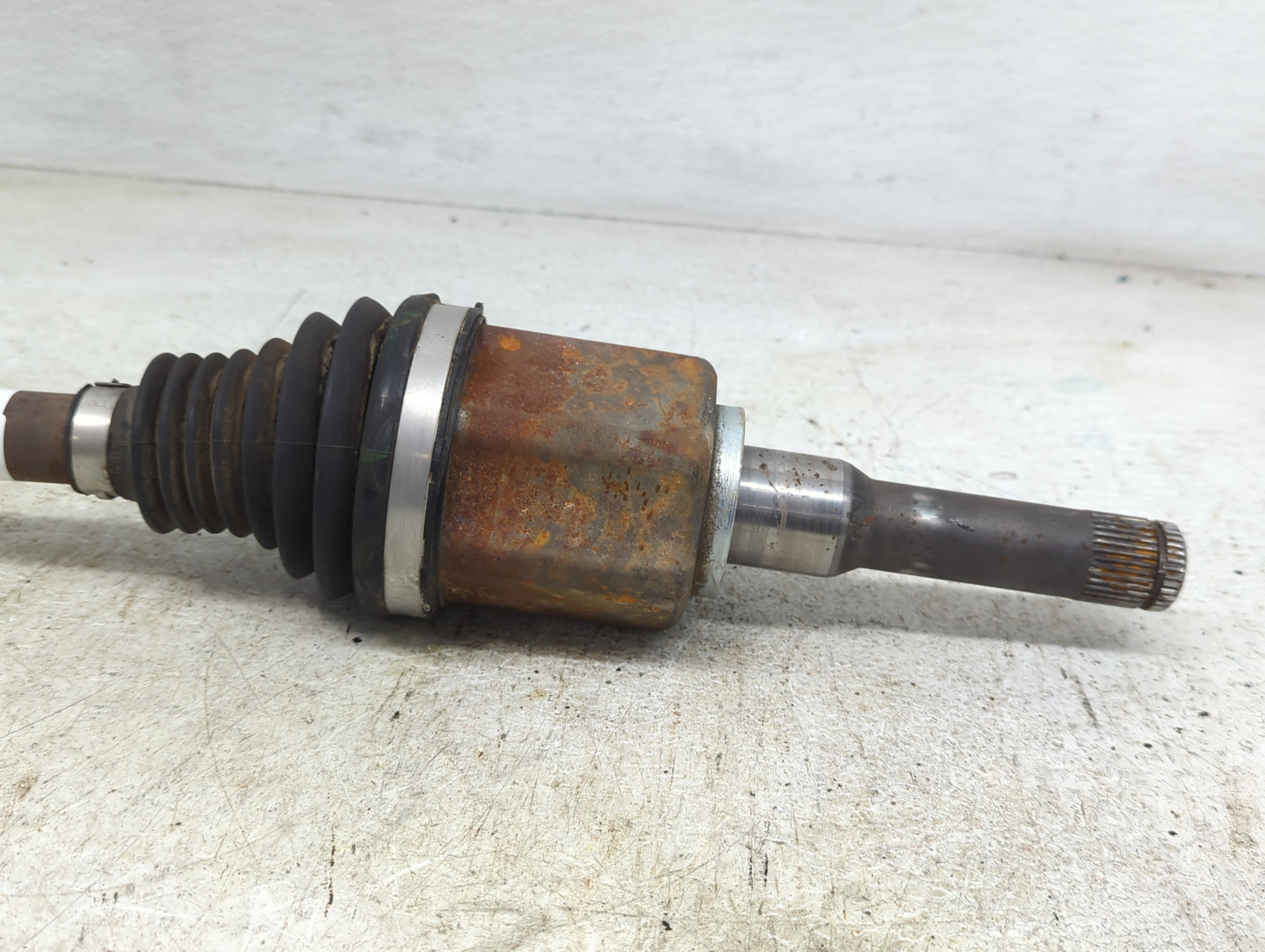 2013-2020 Ford Fusion Axle Shaft Front Driver Cv C/v - Oemusedautoparts1.com