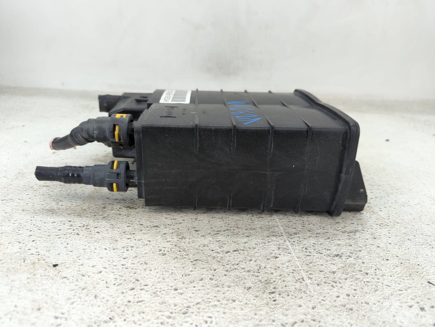 2020 Ford Fusion Fuel Vapor Charcoal Canister 1431996 - Oemusedautoparts1.com
