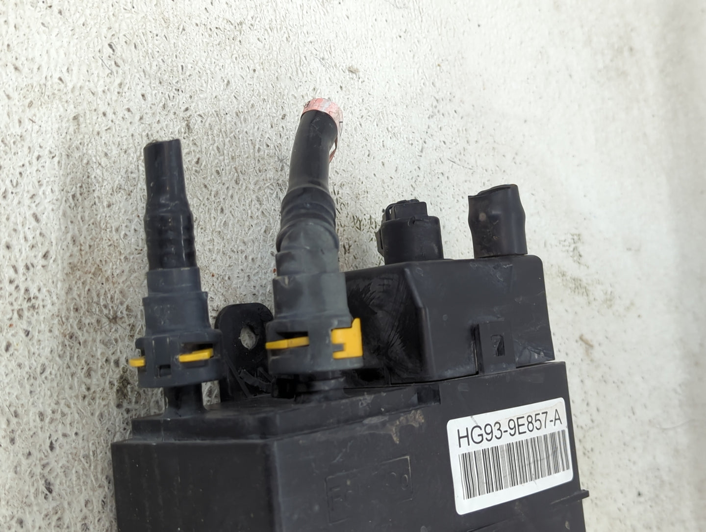 2020 Ford Fusion Fuel Vapor Charcoal Canister 1431996 - Oemusedautoparts1.com