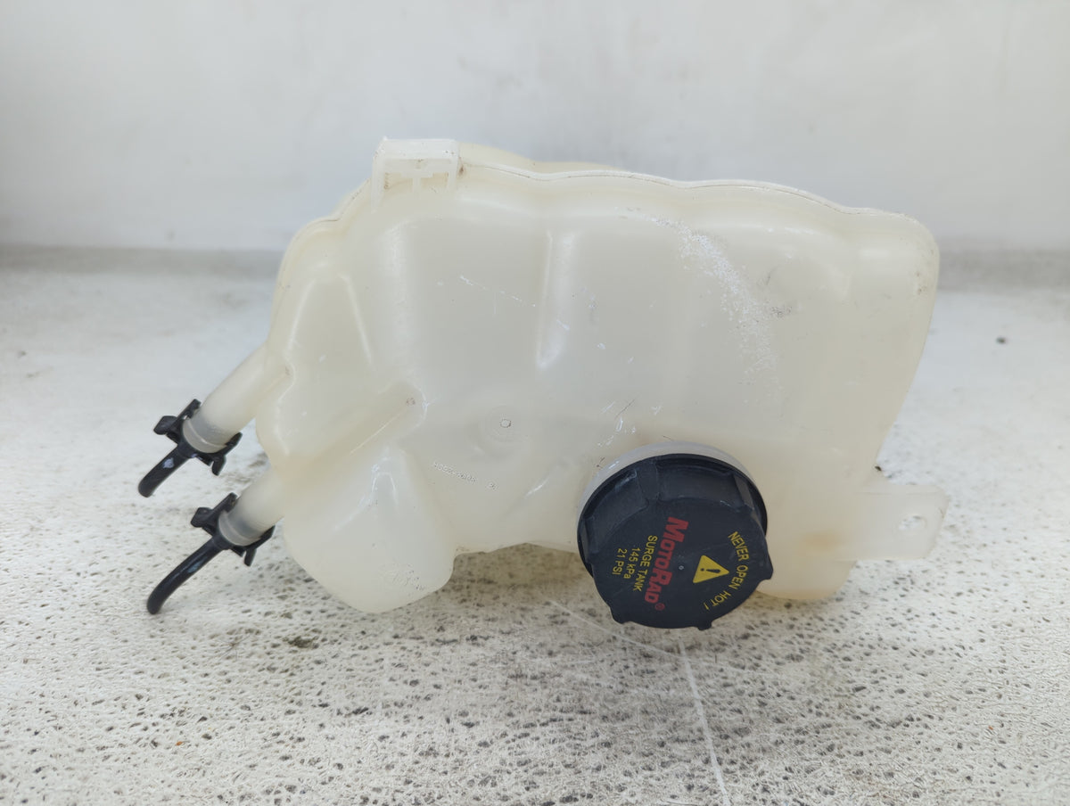 2017-2020 Ford Fusion Radiator Coolant Overflow Expansion Tank Bottle 1432162 - Oemusedautoparts1.com