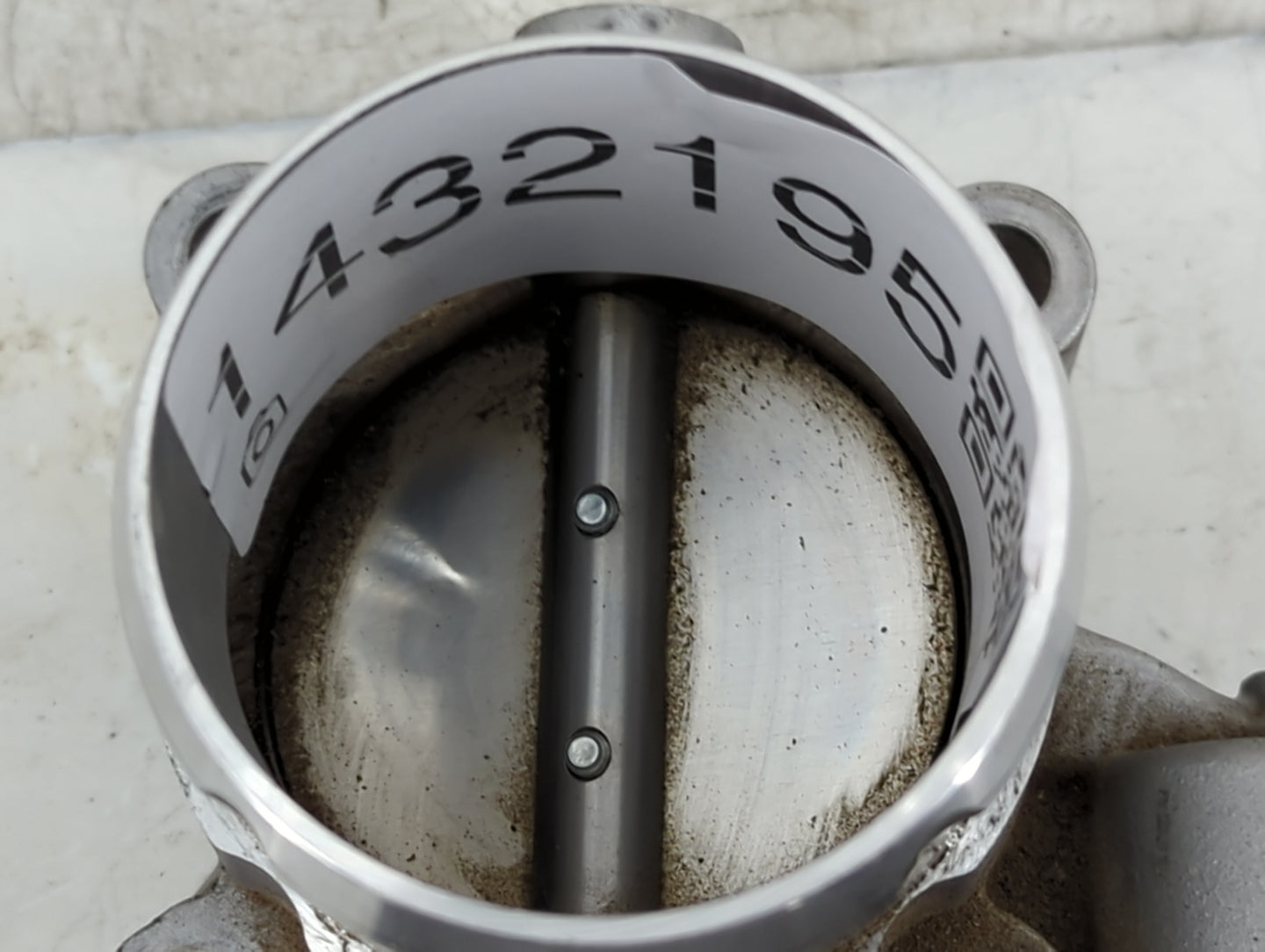 2014-2020 Ford Fusion Throttle Body P/N:DS7G-9F991-CA Fits Fits 2014 2015 2016 2017 2018 2019 2020 OEM Used Auto Parts - Oem