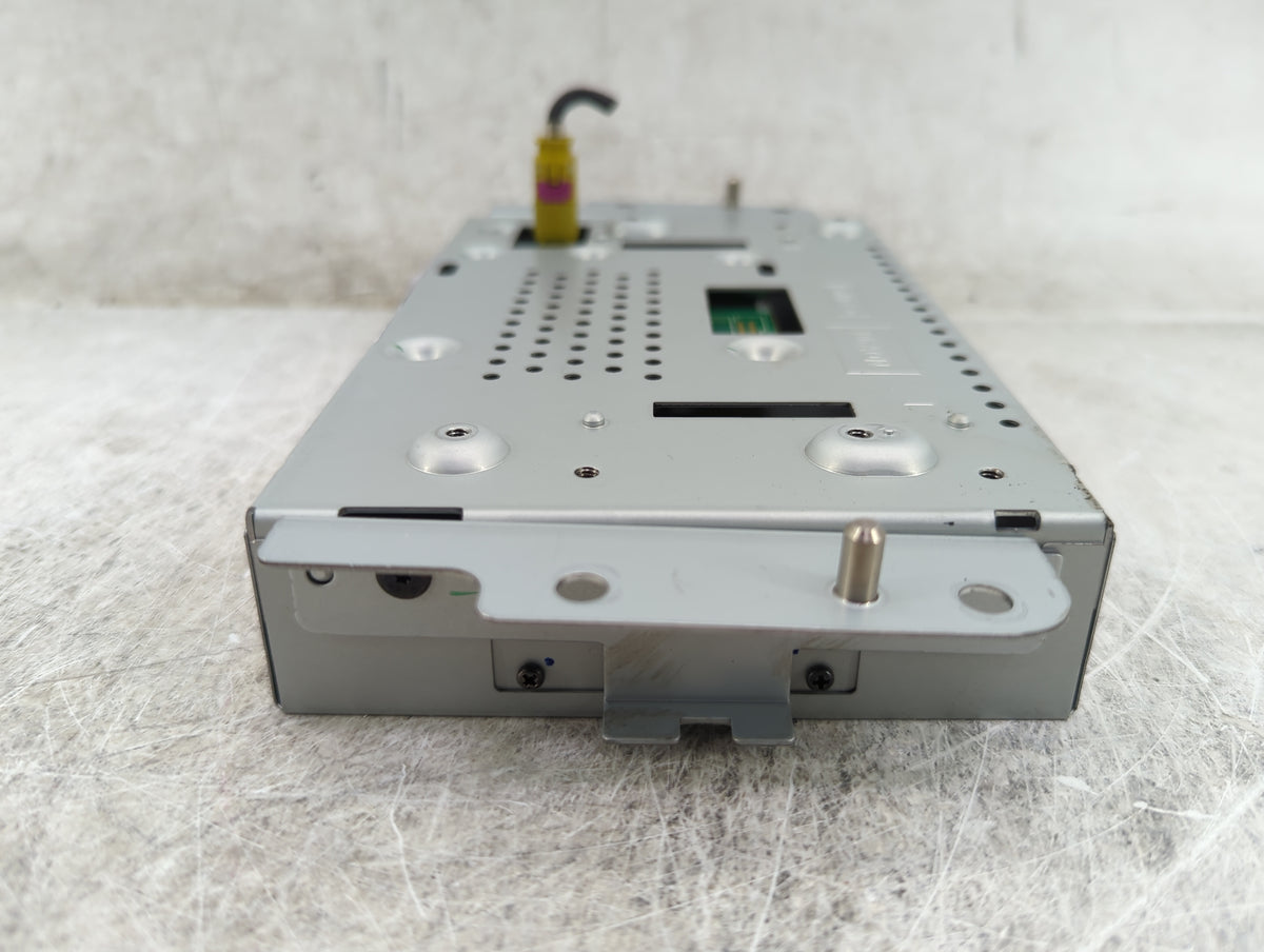 2017-2020 Ford Fusion Information Radio Display Screen 1433951 - Oemusedautoparts1.com