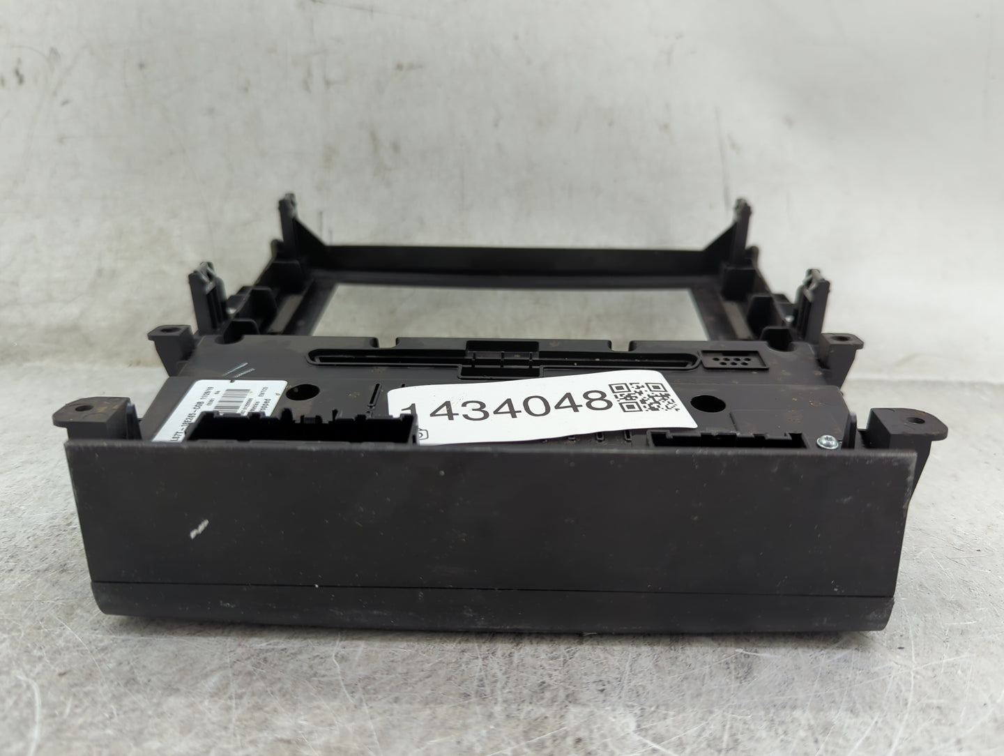 2017-2020 Ford Fusion Radio AM FM Cd Player Receiver Replacement P/N:LS7T-18E245-CGB Fits Fits 2017 2018 2019 2020 OEM Used 