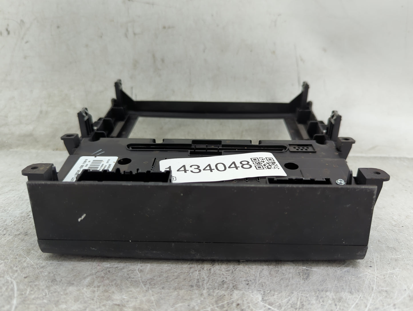 2017-2020 Ford Fusion Radio AM FM Cd Player Receiver Replacement P/N:LS7T-18E245-CGB Fits Fits 2017 2018 2019 2020 OEM Used 