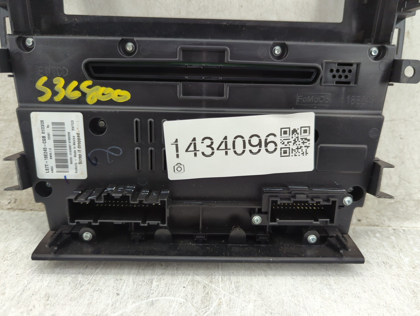 2017-2020 Ford Fusion Radio Control Panel Black - Oemusedautoparts1.com