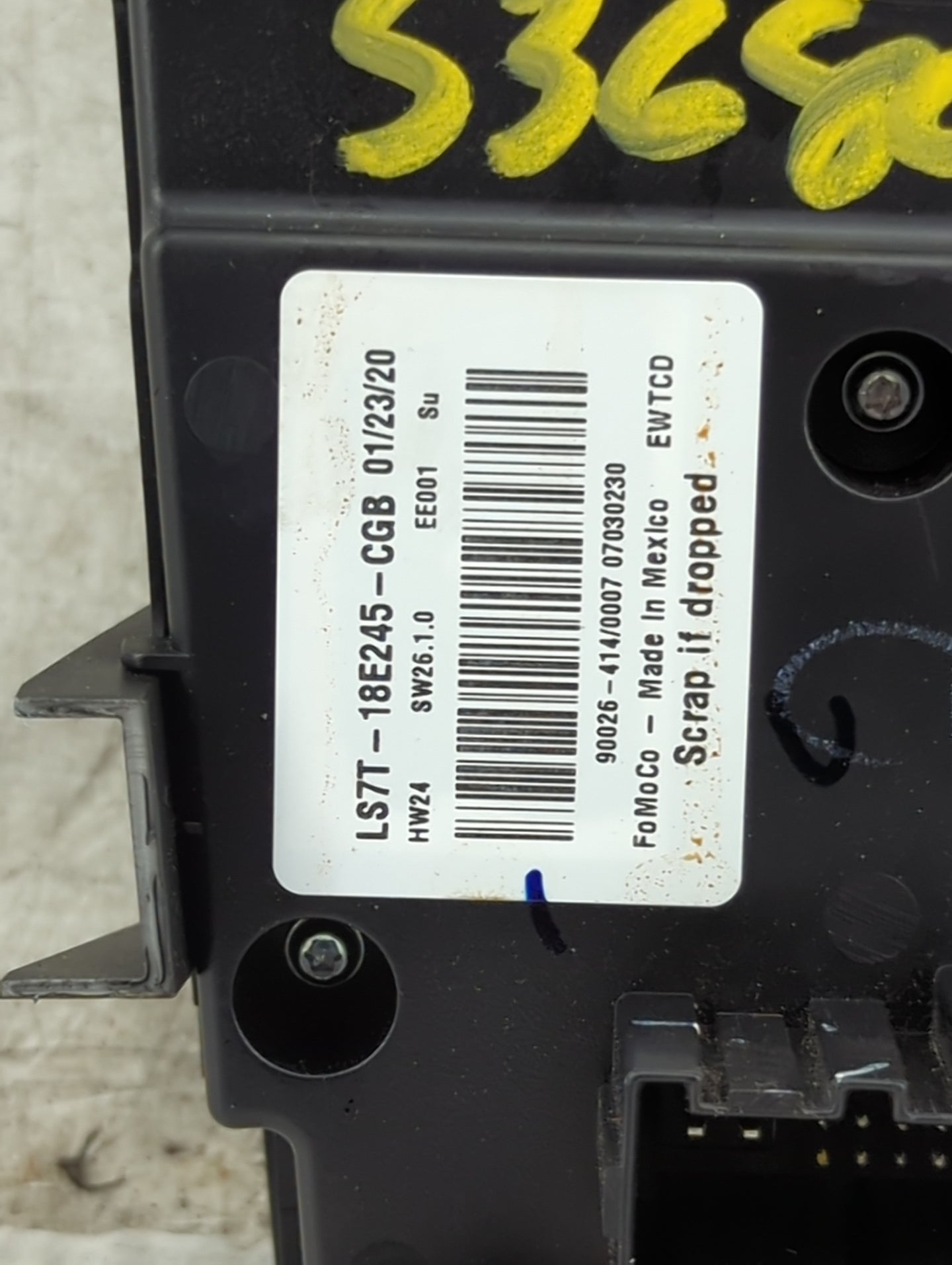 2017-2020 Ford Fusion Radio Control Panel Black - Oemusedautoparts1.com