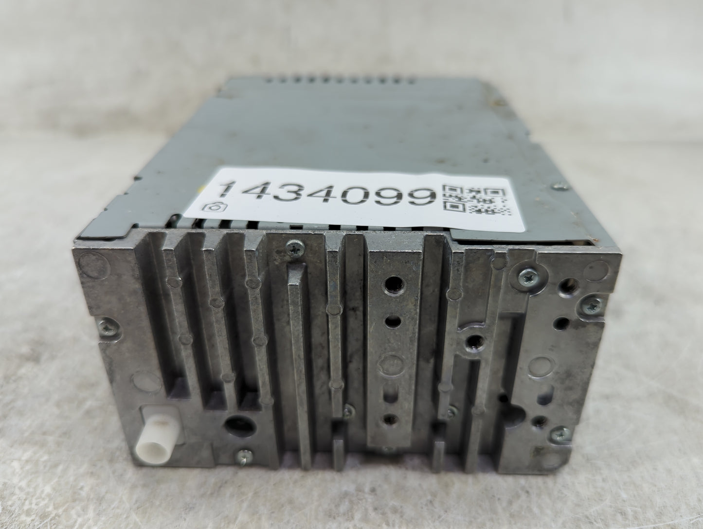 2020 Ford Fusion Radio AM FM Cd Player Receiver Replacement P/N:LS7T-18D818-ZC CQ-HJ19N34MB Fits OEM Used Auto Parts - Oemus
