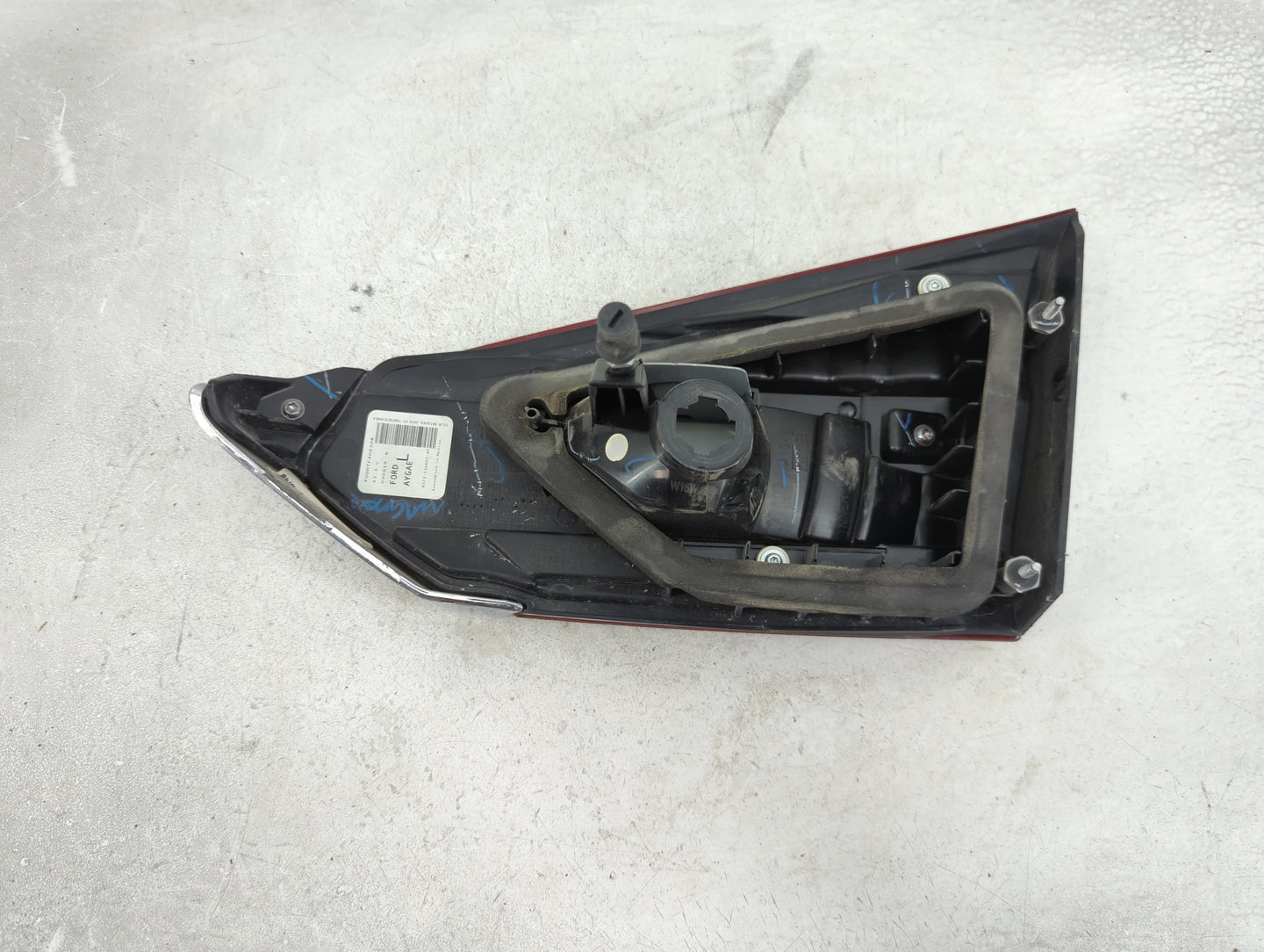 2019-2020 Ford Fusion Tail Light Assembly Driver Left OEM P/N:KS73-13A603-AF Fits Fits 2019 2020 OEM Used Auto Parts - Oemus