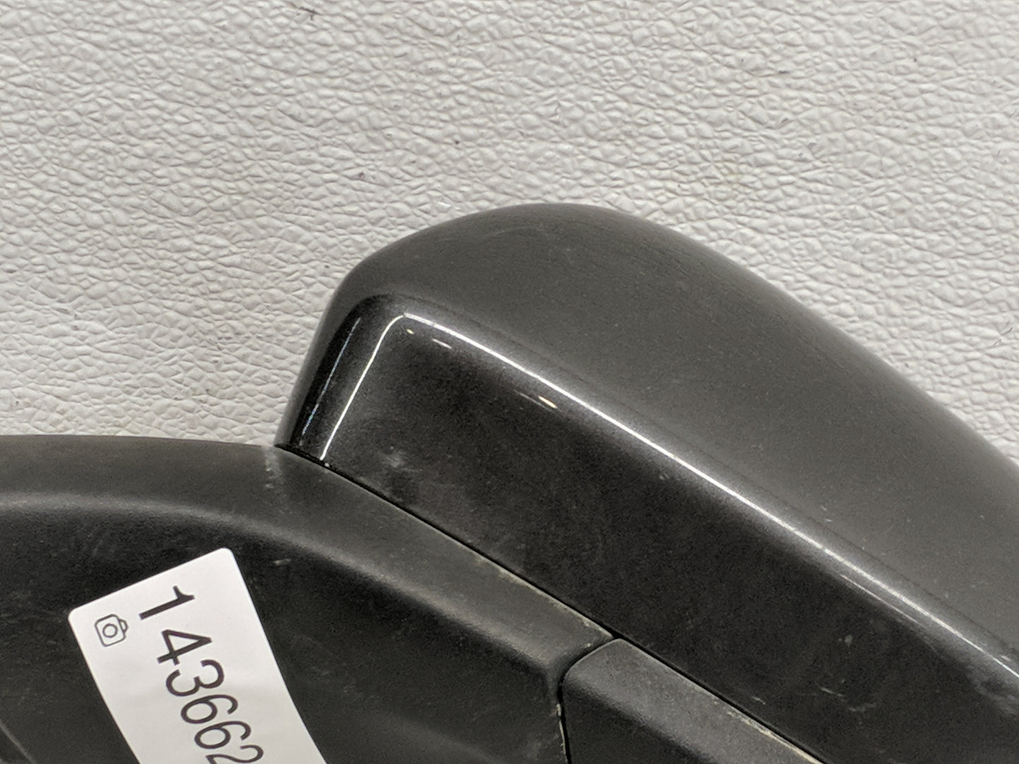 2019-2020 Ford Fusion Driver Side View Mirror - Left Door Mirror OEM Used - Oemusedautoparts1.com