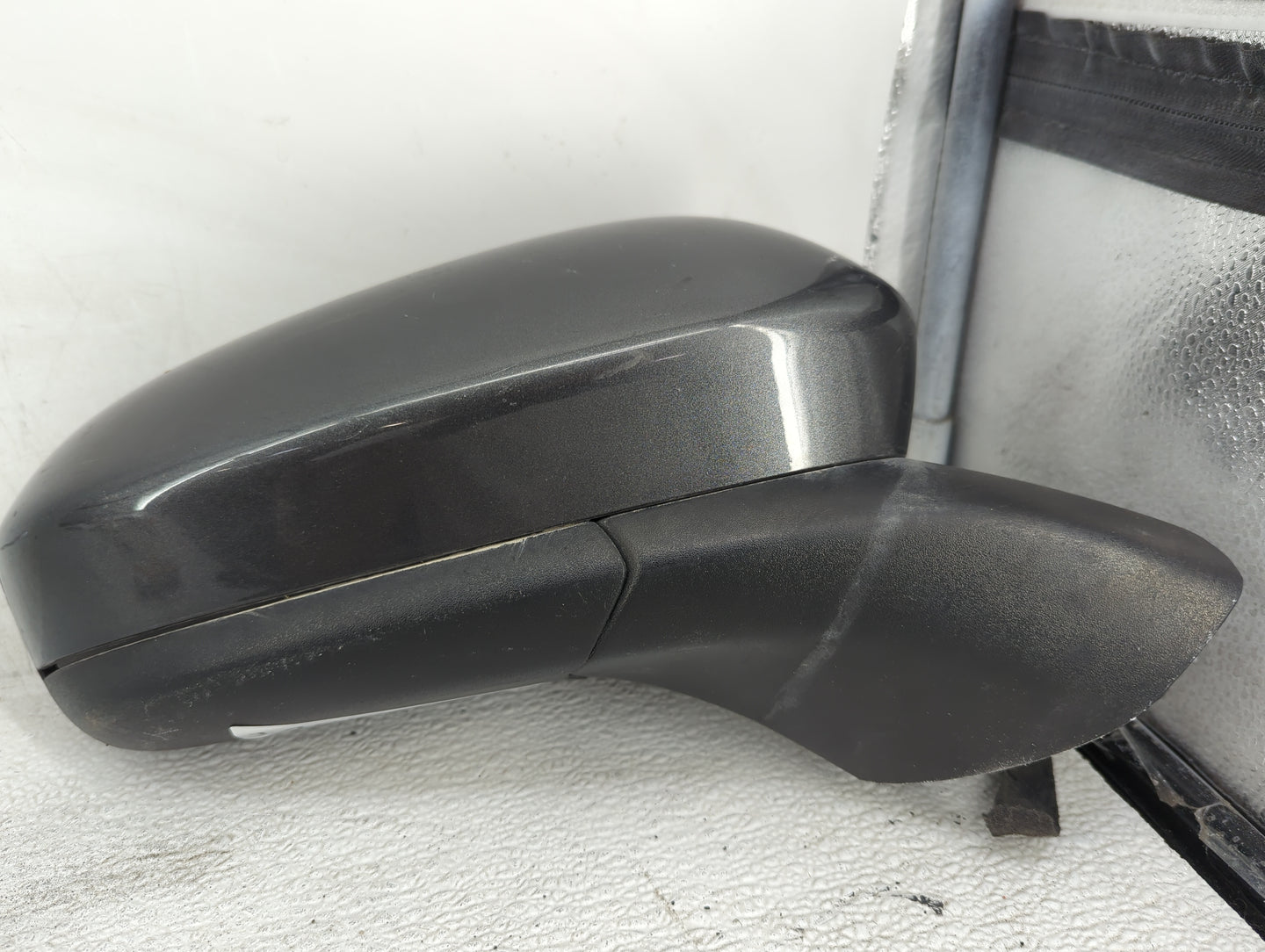 2019-2020 Ford Fusion Passenger Side View Mirror - Right Door Mirror OEM Used - Oemusedautoparts1.com