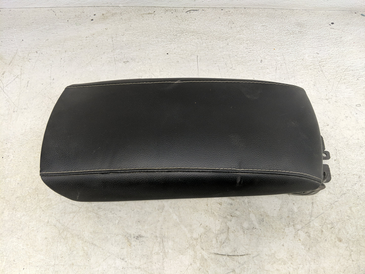 2020 Ford Fusion Center Console Armrest Cover Lid Fits OEM Used Auto Parts - Oemusedautoparts1.com