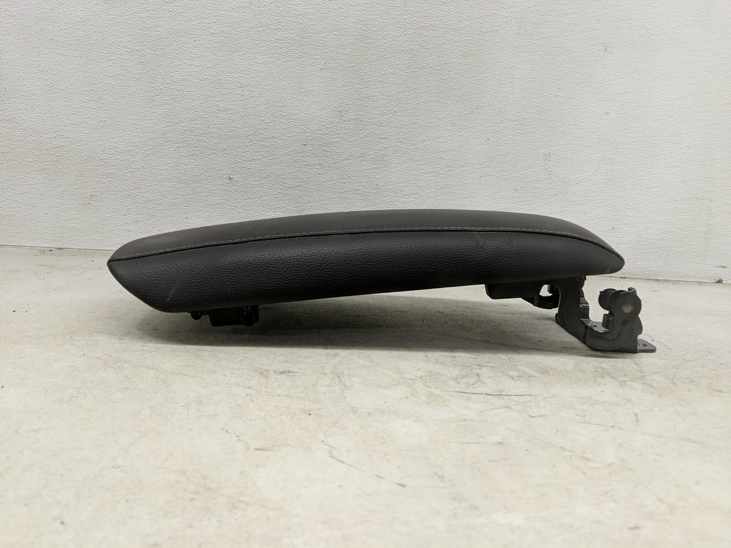 2020 Ford Fusion Center Console Armrest Cover Lid Fits OEM Used Auto Parts - Oemusedautoparts1.com