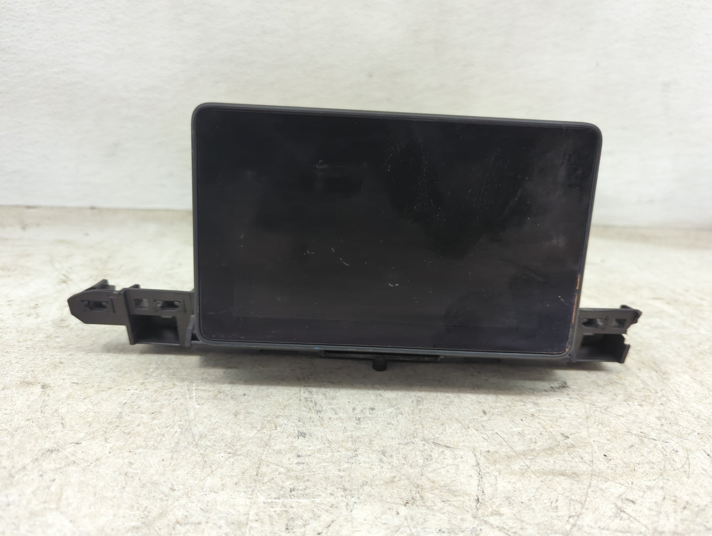 Ford Fusion Information Display Screen - Oemusedautoparts1.com