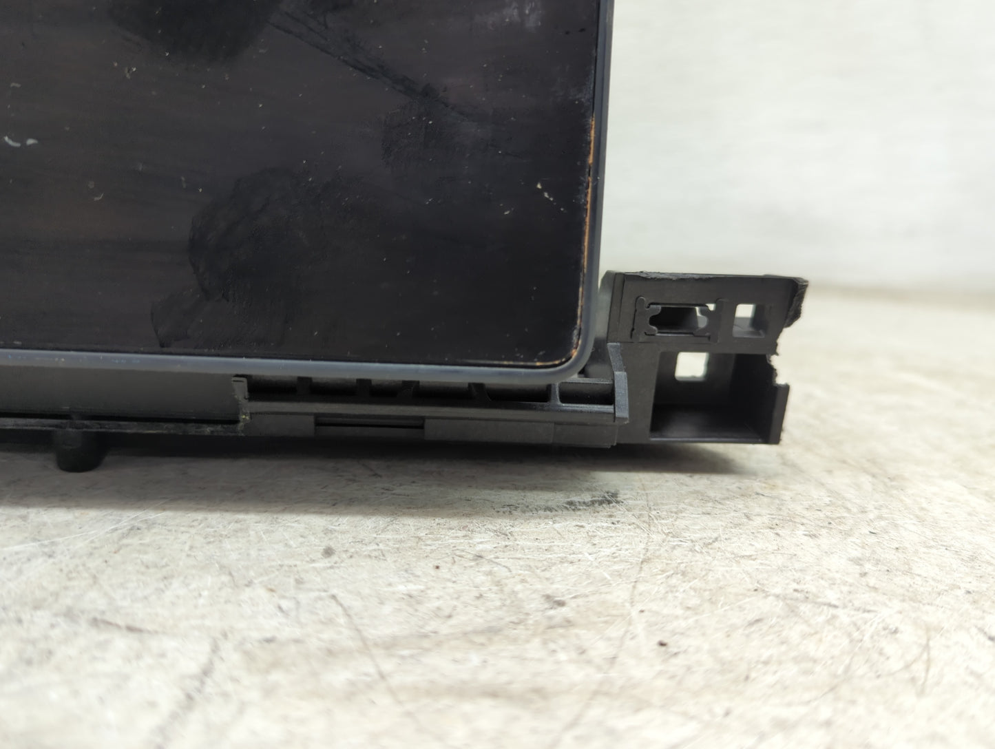 Ford Fusion Information Display Screen - Oemusedautoparts1.com