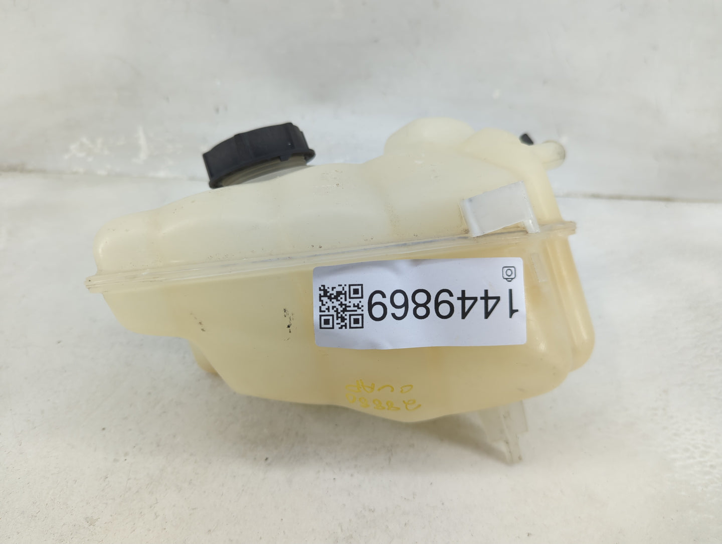 2017-2020 Ford Fusion Radiator Coolant Overflow Expansion Tank Bottle 1449869 - Oemusedautoparts1.com