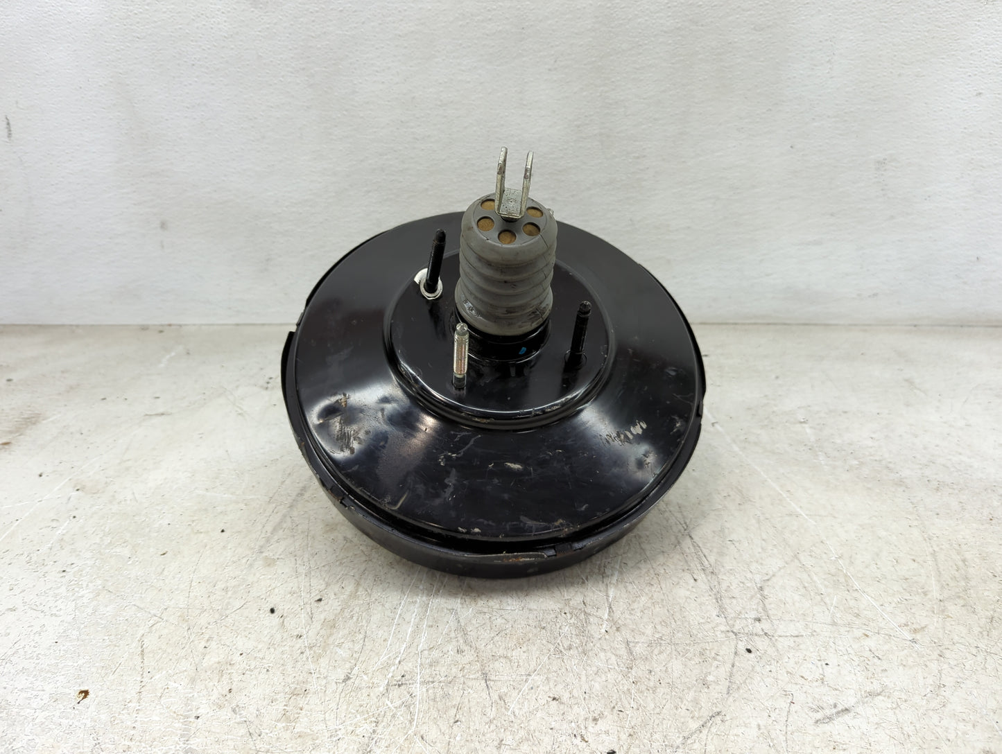 2017-2020 Ford Fusion Power Brake Booster Oem 1450774 - Oemusedautoparts1.com