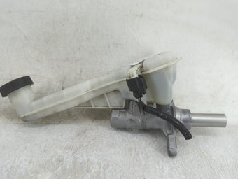 compare product Ford Fusion Brake Master Cylinder 1451151