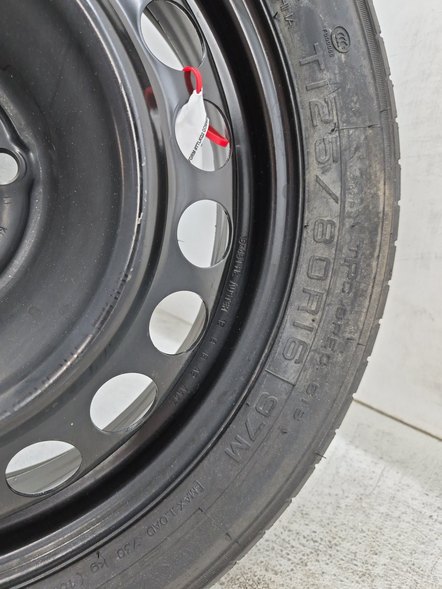 2013-2020 Ford Fusion Spare Donut Tire Wheel Rim Oem 1461519 - Oemusedautoparts1.com